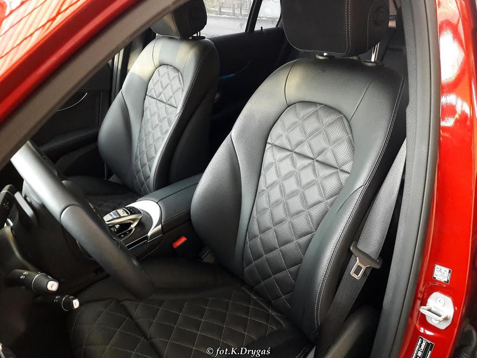 Tapicerka fotela kierowcy – wykonanie